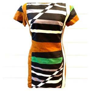 Casual linen dress in great condition.